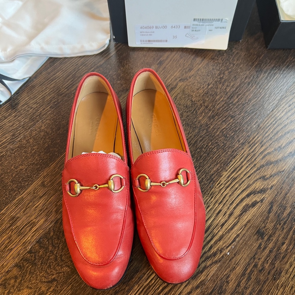 Gucci Jordan loafer size 5 in red